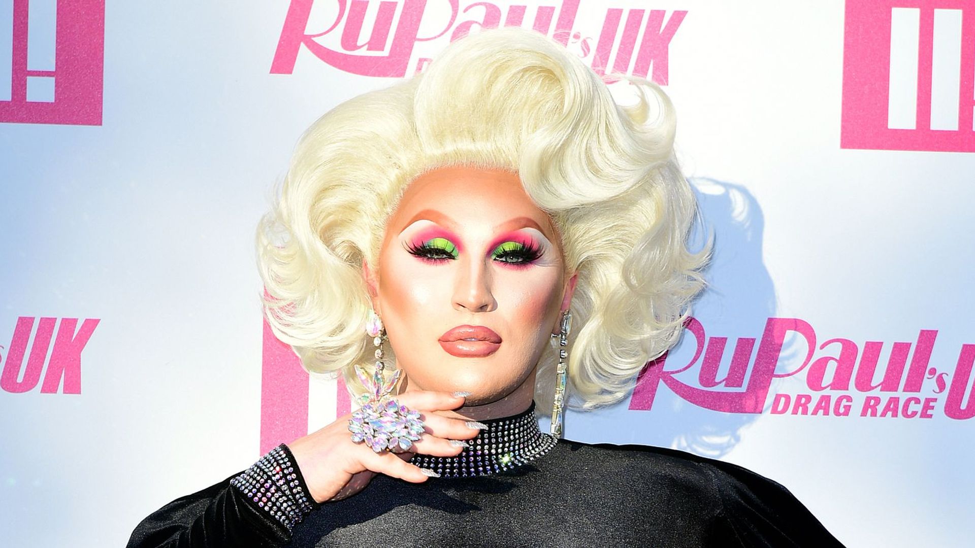 RuPaul opens UK DragCon with tribute to The Vivienne