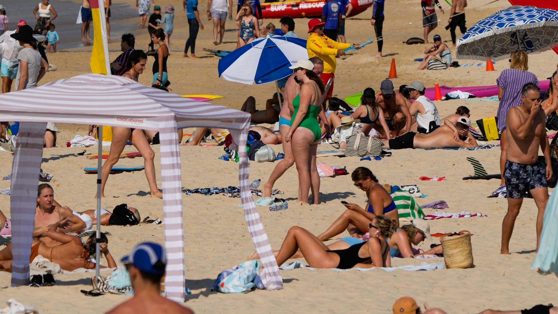 'Everyone owns the beach': Australian prime minister says practice of reserving spots is 'not on'